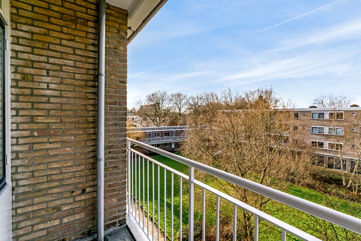 Foto 24 van Brahmslaan 277