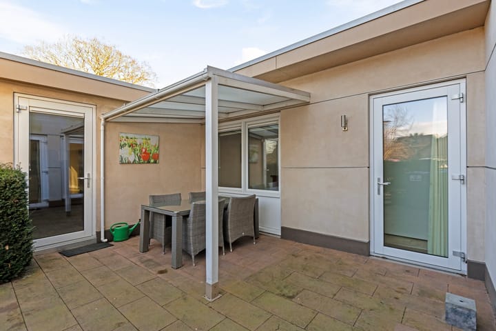 Photo 4 of Wilhelminastraat 19