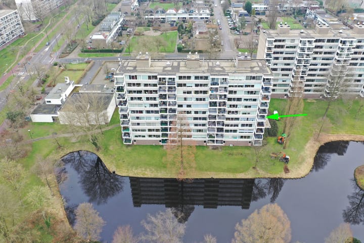 Foto 1 van Veenbesstraat 102