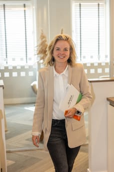 Veronique van Dijk - NVM Assistant Real Estate Agent