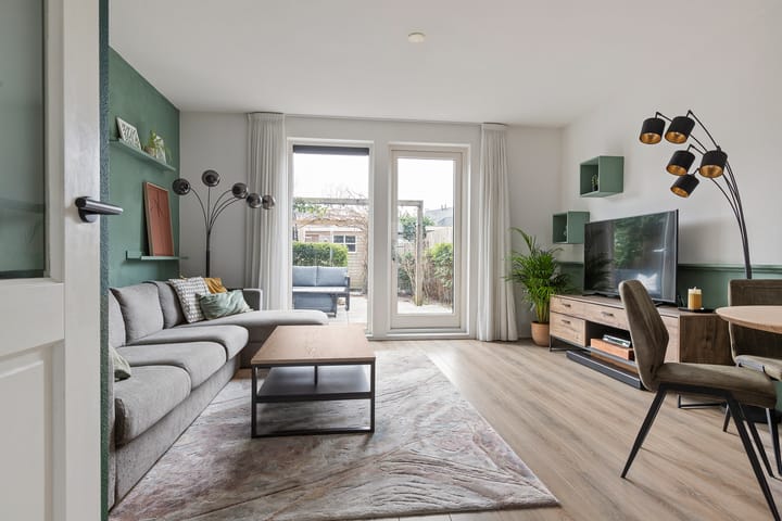 Foto 2 van Van Eyckstraat 93