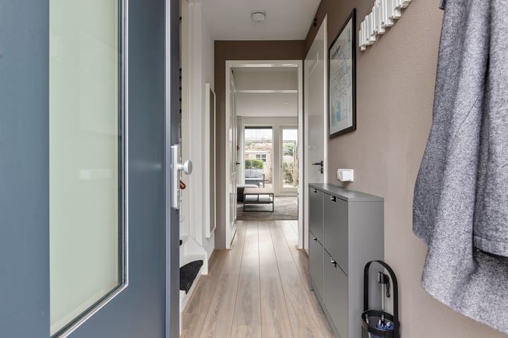 Foto 10 van Van Eyckstraat 93