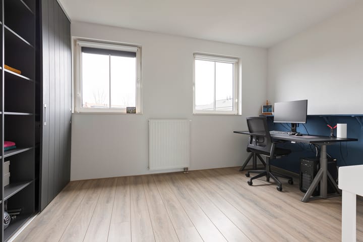 Foto 24 van Van Eyckstraat 93