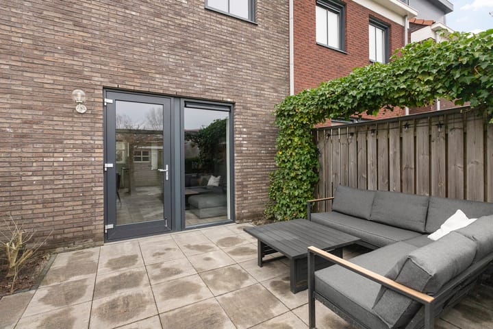 Foto 38 van Van Eyckstraat 93