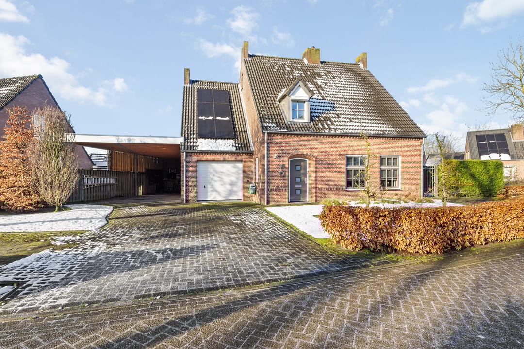 Photo 2 of Prins van Luikstraat 38