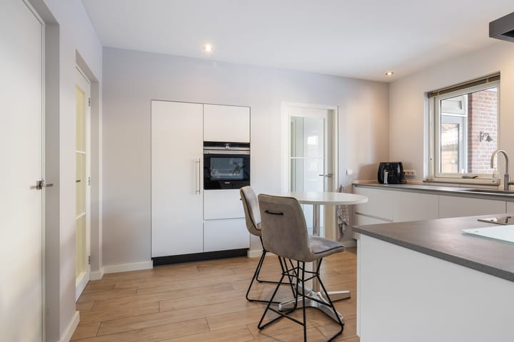 Foto 8 van Prins van Luikstraat 38