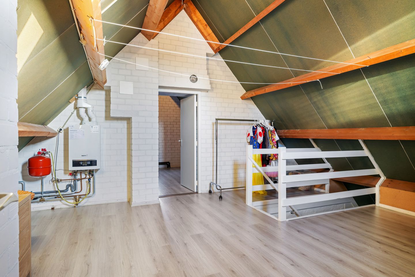 Photo 29 of Prins van Luikstraat 38