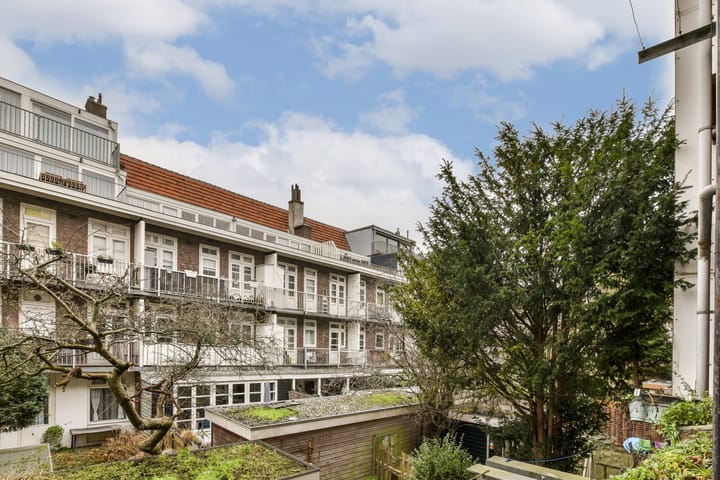 Foto 17 van Van Tuyll van Serooskerkenweg 42-1