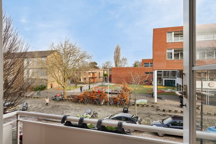 Foto 12 van Oppenheimstraat 69