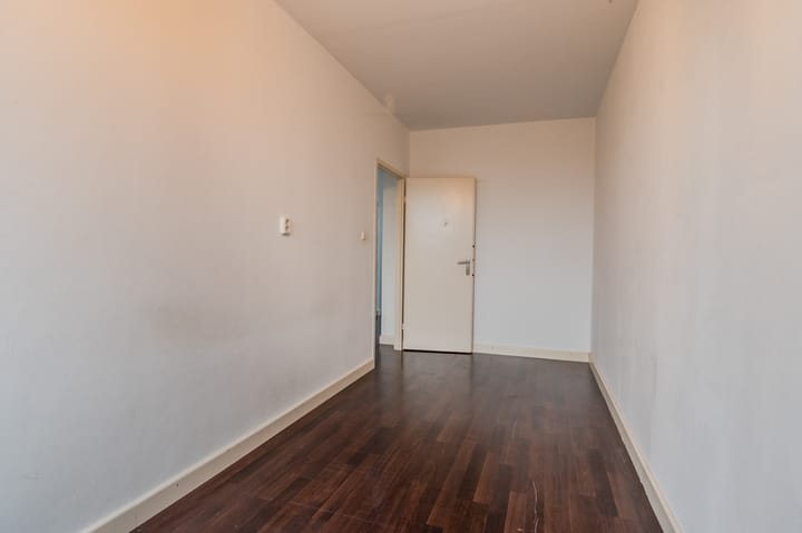 Photo 18 of Merwedelaan 40