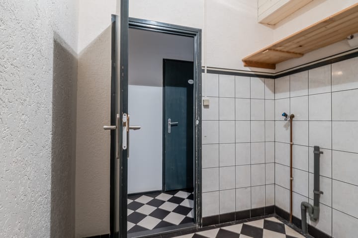 Photo 26 of Merwedelaan 40