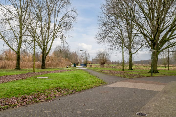 Photo 36 of Merwedelaan 40