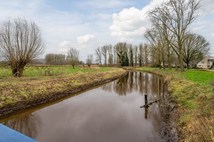 Photo 38 of Merwedelaan 40