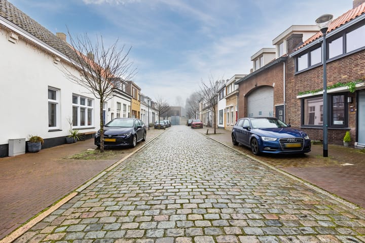 Foto 45 van Fabriekstraat 15-A