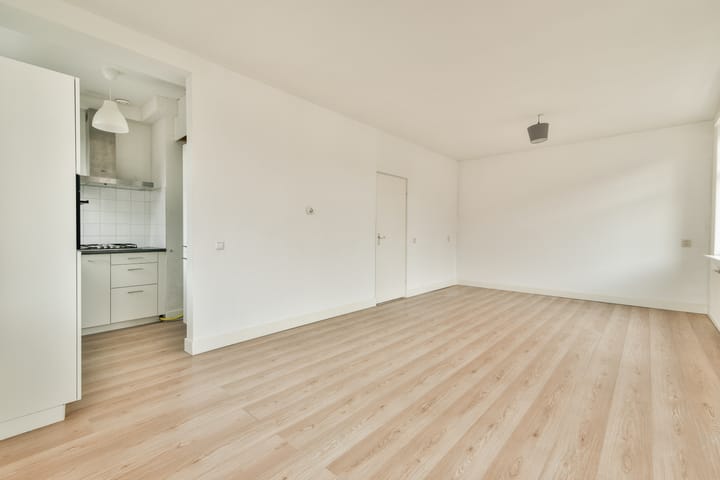 Foto 7 van Mezenstraat 4