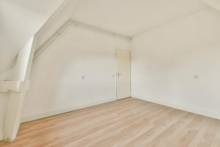 Foto 18 van Mezenstraat 4