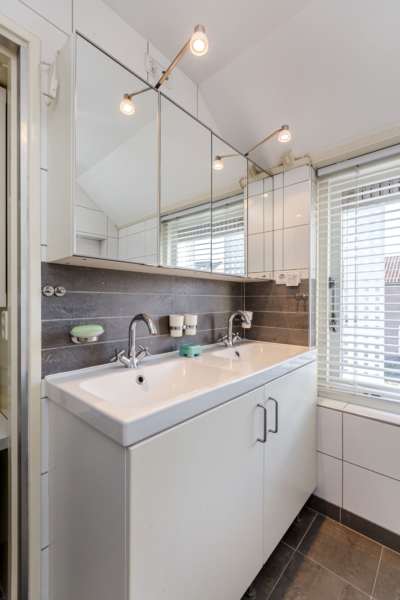 Foto 27 van Herman de Manstraat 6