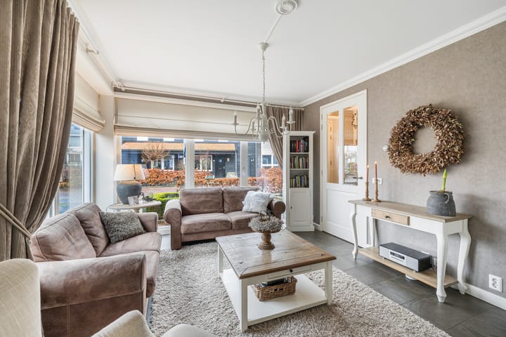 Photo 4 of Maerenseweg 73