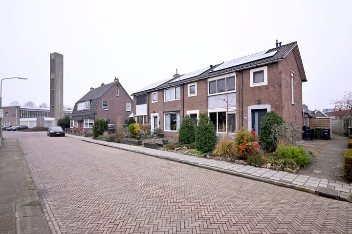 Foto 47 van Tuinstraat 48