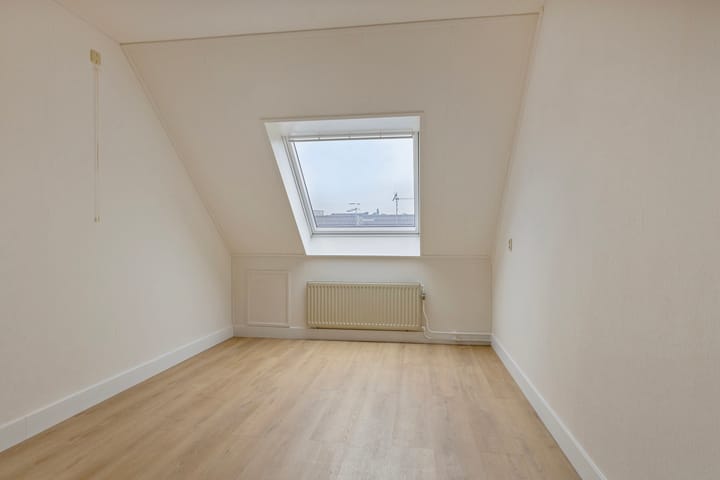 Foto 21 van Barten 42