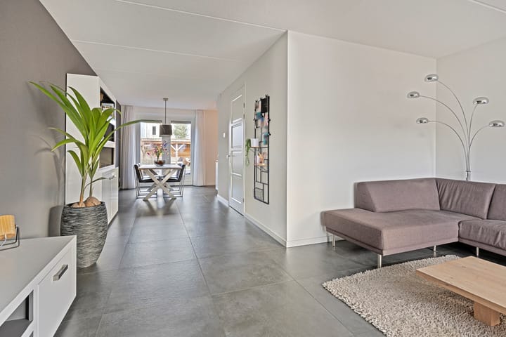 Foto 11 van Jongsmalaan 49-A