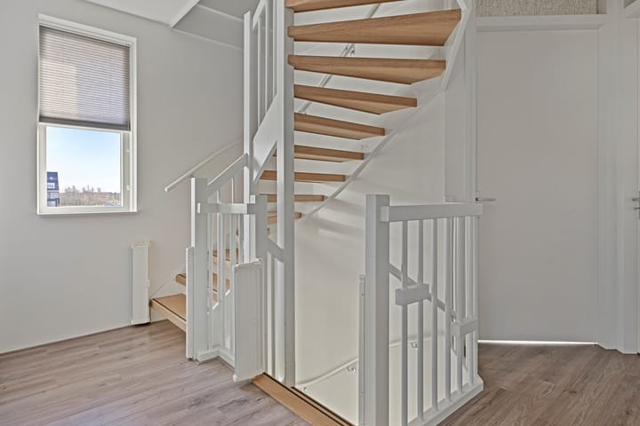 Foto 31 van Jongsmalaan 49-A