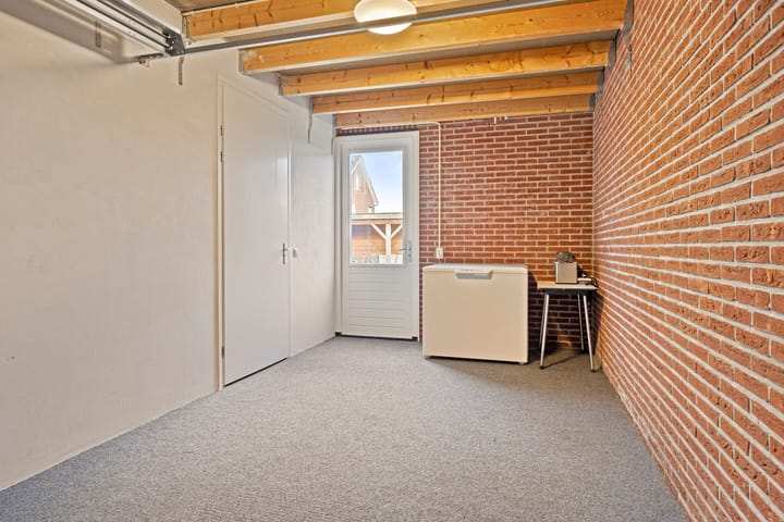 Foto 37 van Jongsmalaan 49-A