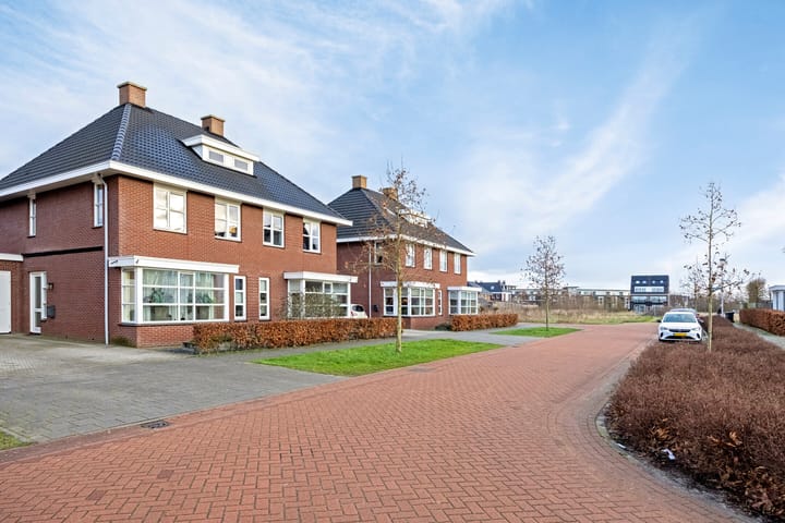 Foto 44 van Jongsmalaan 49-A