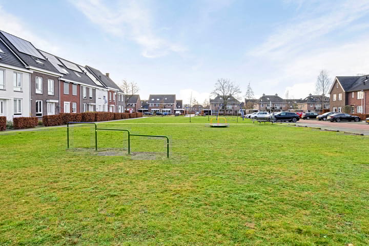 Foto 45 van Jongsmalaan 49-A