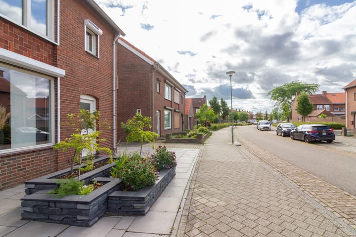 Foto 7 van Oranjestraat 19