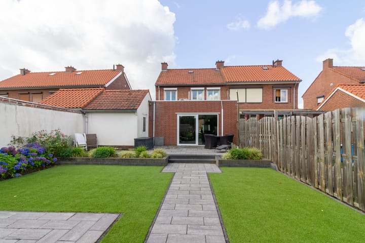 Foto 27 van Oranjestraat 19