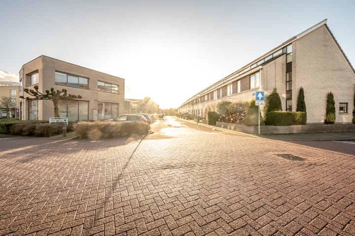 Foto 36 van Bazuindreef 78