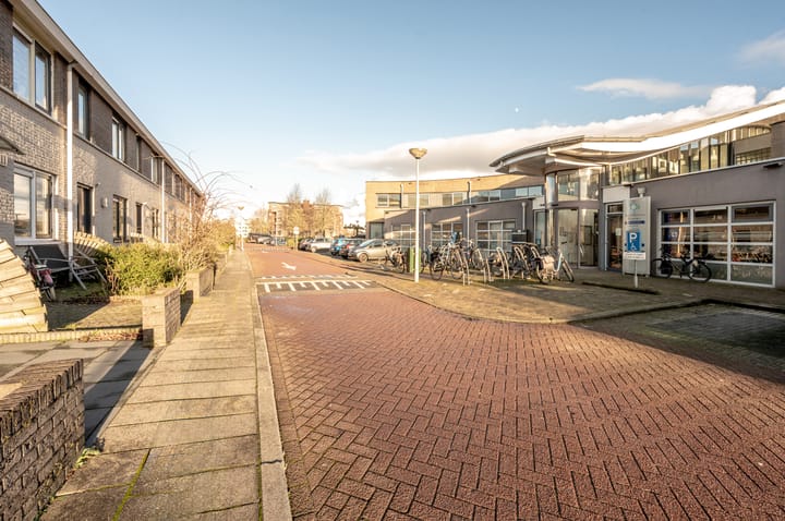 Foto 38 van Bazuindreef 78