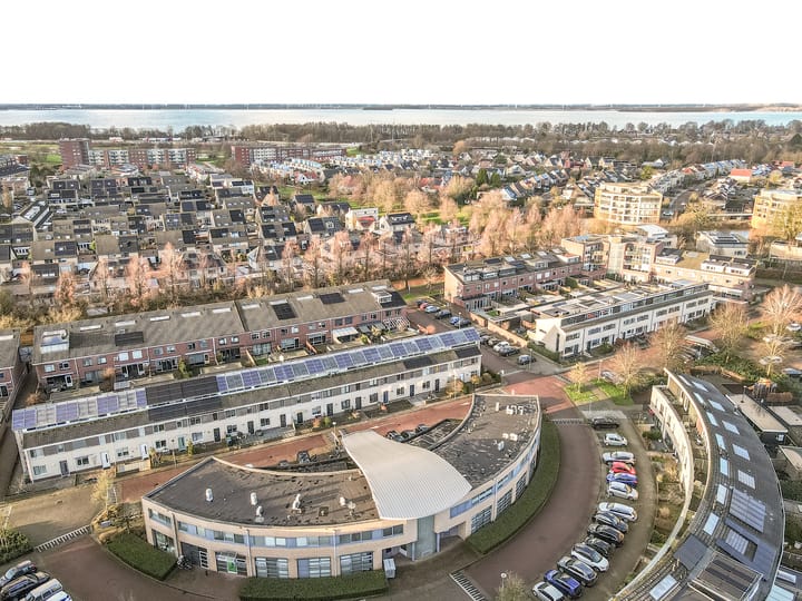 Foto 43 van Bazuindreef 78