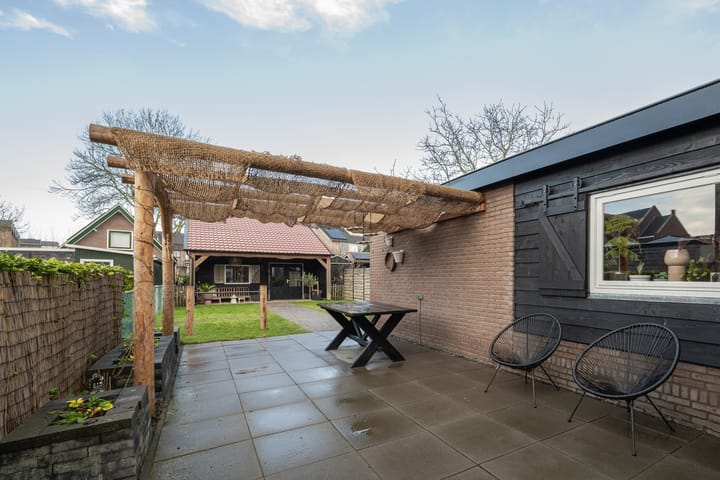 Foto 57 van Schaikseweg 57