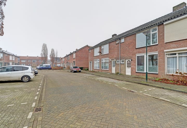 Photo 33 of Boucquetstraat 18