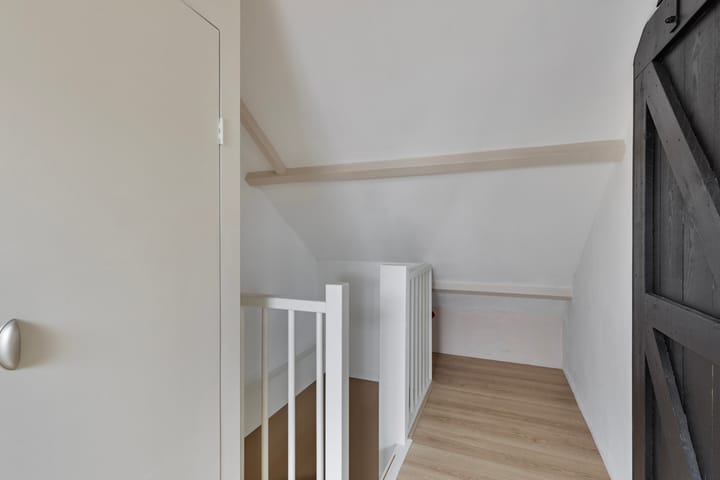 Photo 26 of Meidoornstraat 112