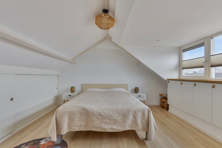 Photo 27 of Meidoornstraat 112