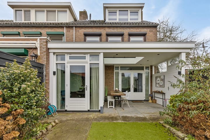 Photo 34 of Meidoornstraat 112