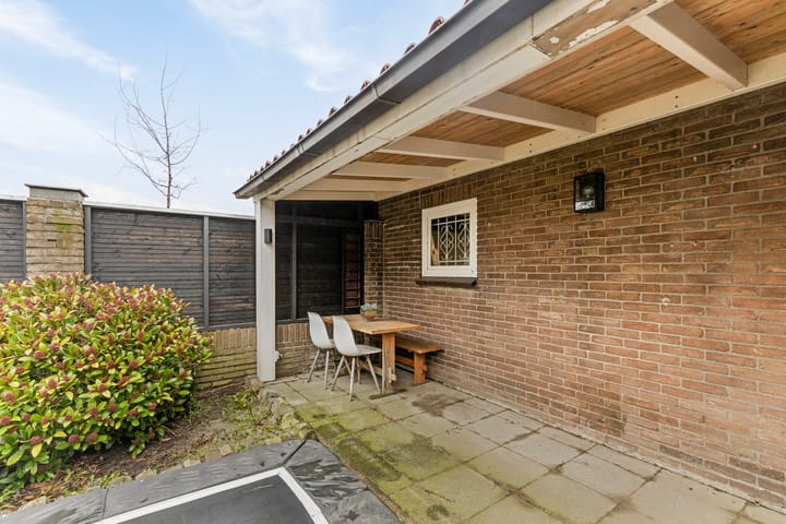 Photo 35 of Meidoornstraat 112