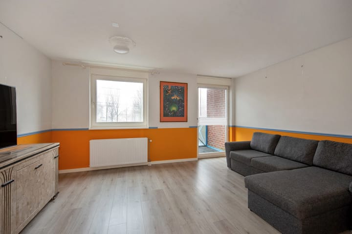 Photo 11 of Noordeinde 90