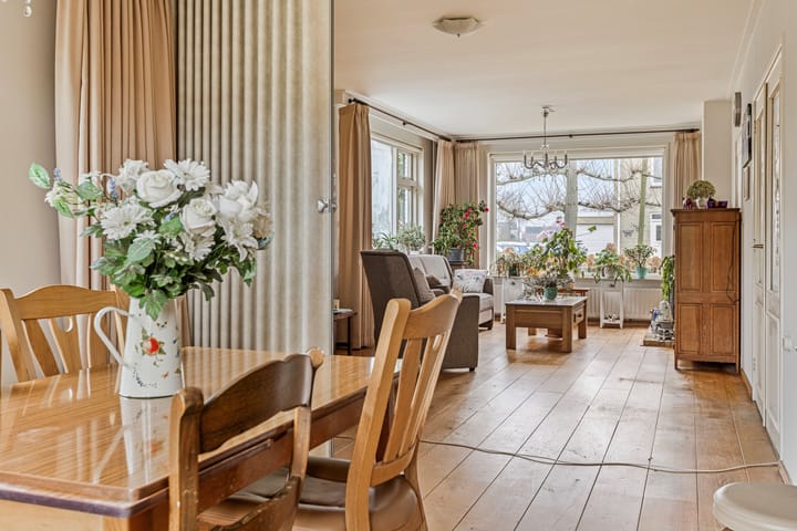 Photo 12 of Jacob Valckestraat 21