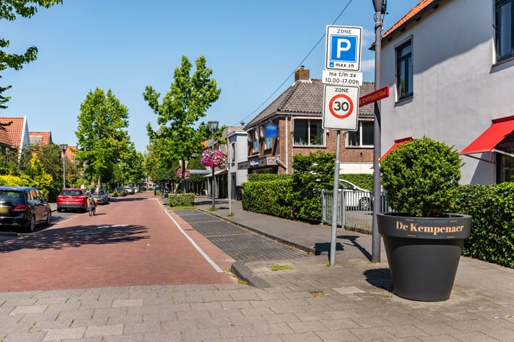 Photo 61 of Warmonderweg 49