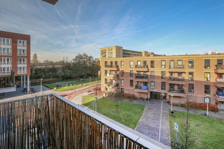 Foto 35 van Leeuwendalersweg 97