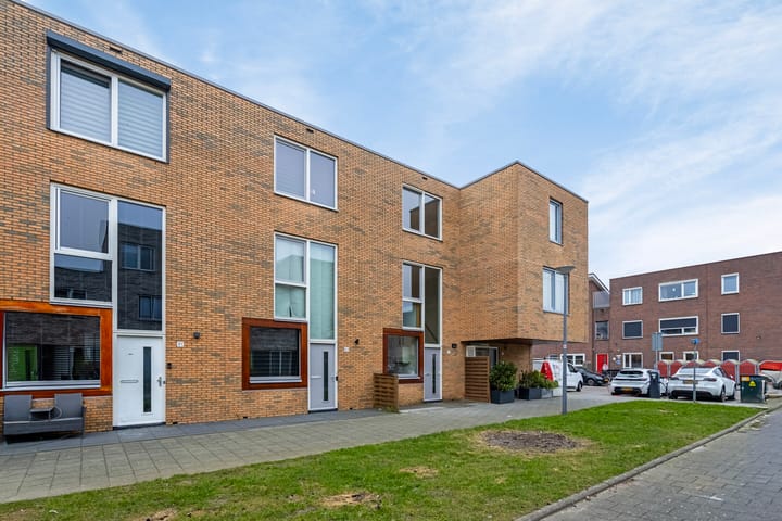 Foto 25 van Beugstraat 87