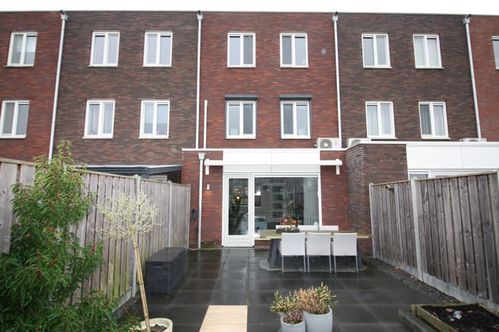 Foto 32 van Prinsenweg 4-A