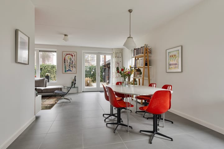 Foto 12 van Prof dr Cleveringastraat 21