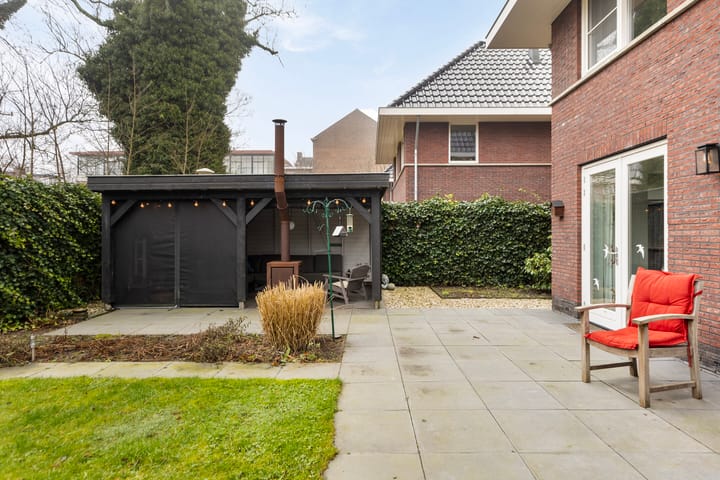 Foto 29 van Prof dr Cleveringastraat 21