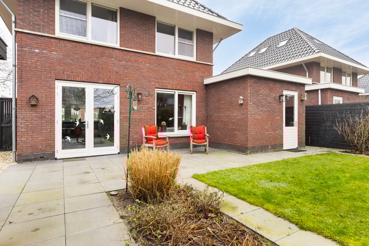 Foto 28 van Prof dr Cleveringastraat 21