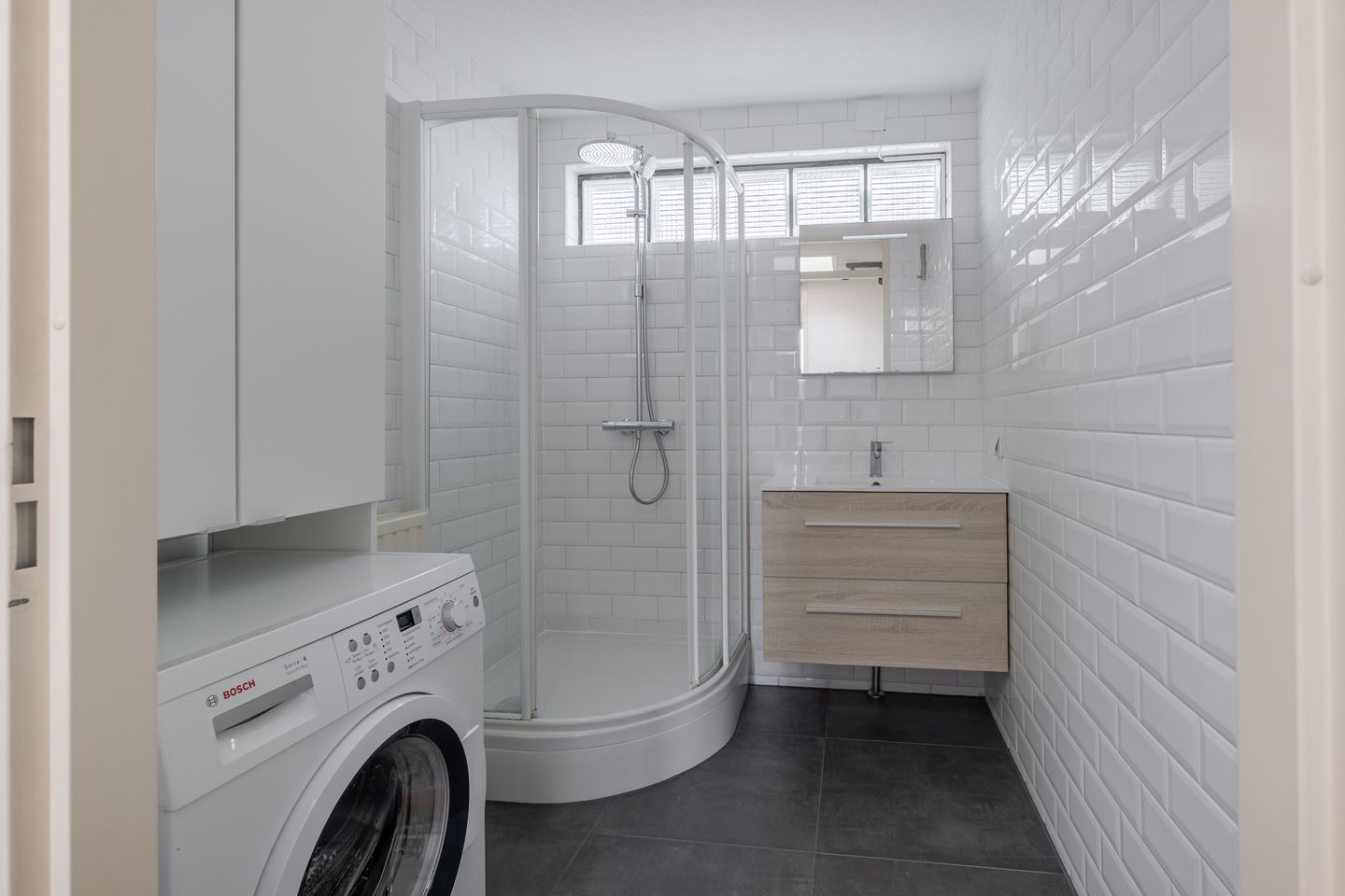 Photo 5 of Generaal Maczekstraat 96-D2